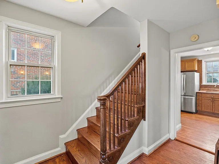 4112 18th Pl NE — Photo 14