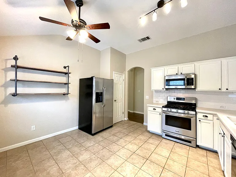 228 Chandler Crossing Trl — Photo 5