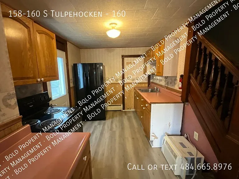 158-160 S Tulpehocken St #160 — Photo 6