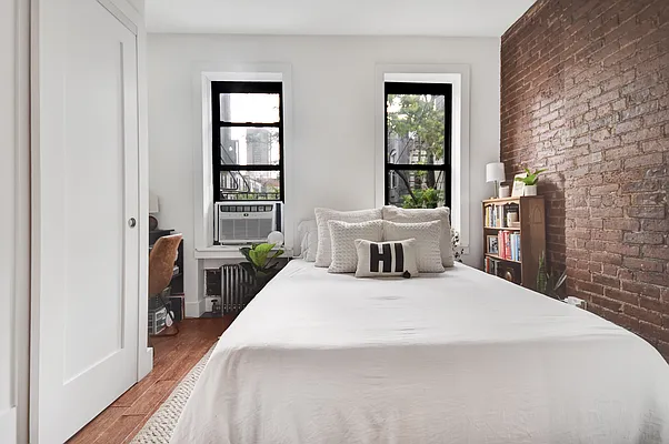 Rented by Compass | media 3