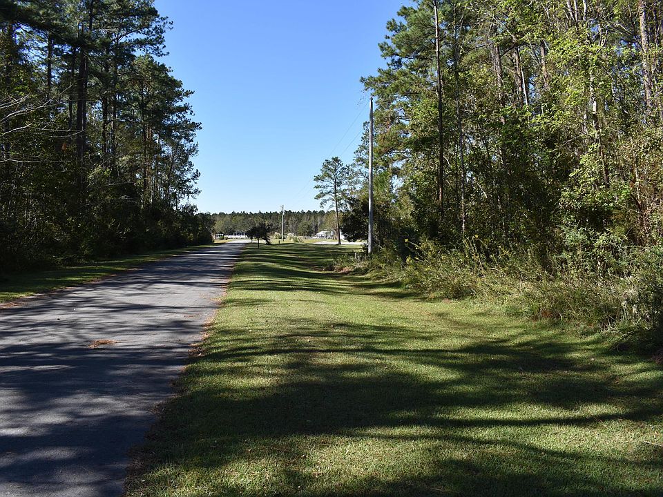 2nd image of 113 Dolphin Way
