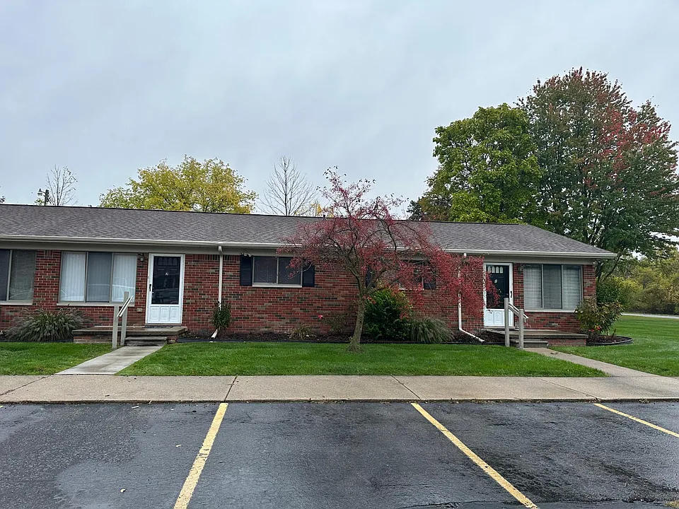 23262 Woodruff Rd #2