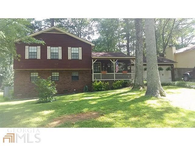 440 Independence Dr photo 1