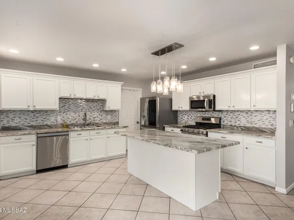 7328 S Arizona Madera Dr, Tucson, AZ 85747