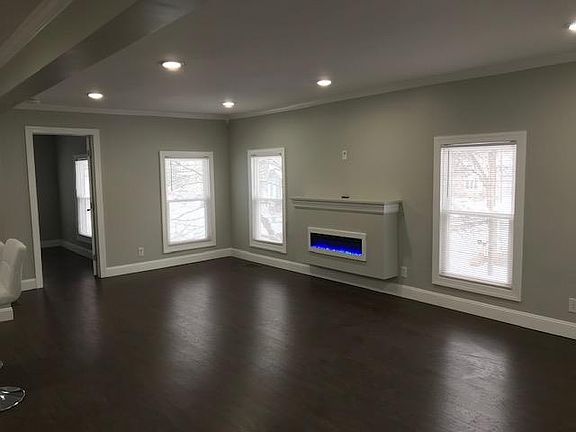 2nd image of 61 1/2 Downer St Floor 2