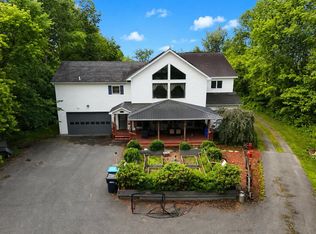 2600 N Derby Rd, Newport, VT 05855