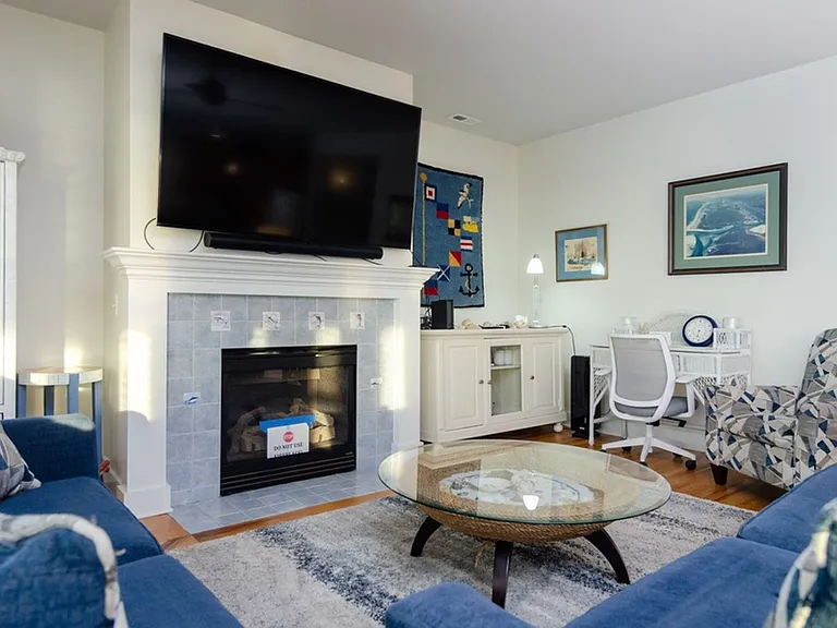 216 S Lumina Ave #B — Photo 7