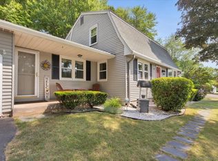 177 Hamilton Dr, Manchester, CT 06042