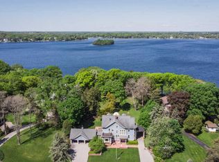 1525 Weber Ct, Hartland, WI 53029