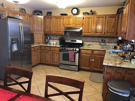 4th image of 10717 Linder Ave