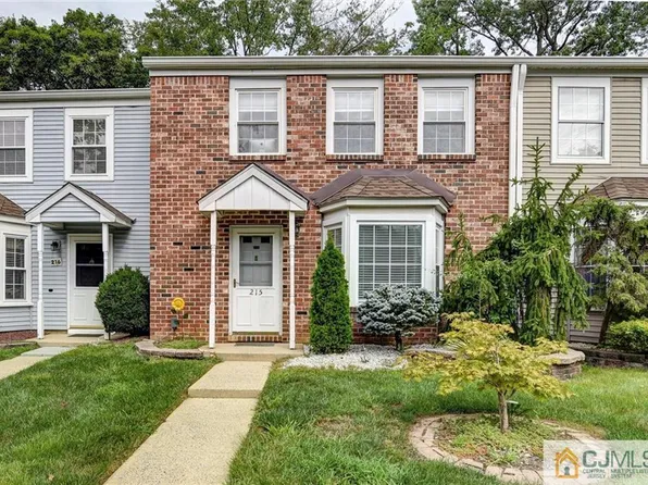 215 Yorkshire Ct, Old Bridge, NJ 08857
