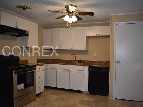 2nd image of 3715 Concord Dr