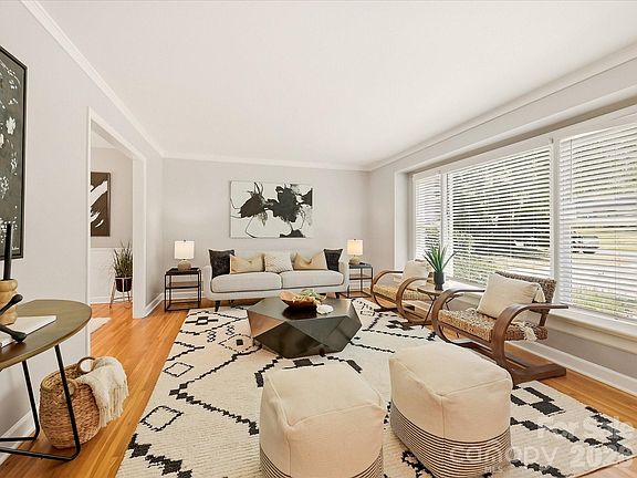 5th image of 5936 Colchester Pl