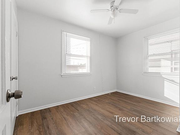 4th image of 3331 Lemuel St