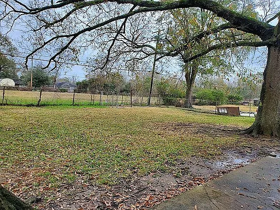 3850 Bayou Rd — Photo 7