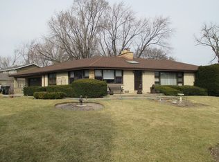 524 E Monterey Ave, Schaumburg, IL