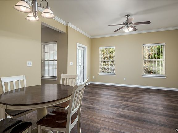 2nd image of 3218 Veterans Memorial Pkwy #1311