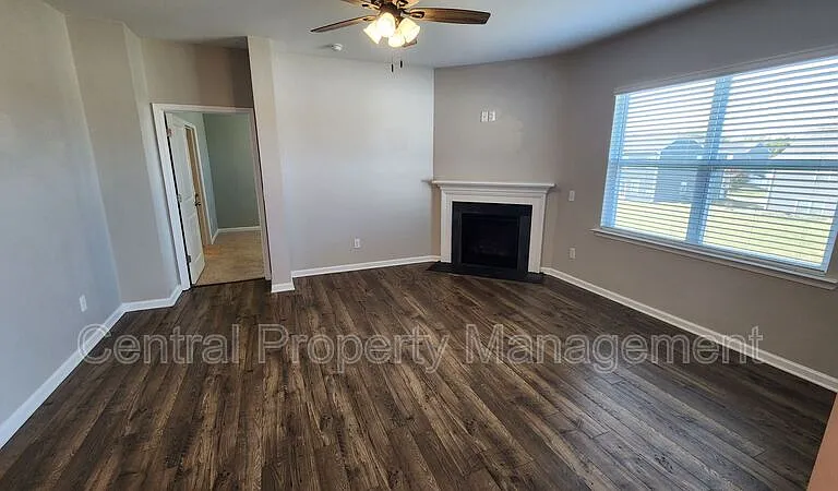 731 Liberty Walk Ln — Photo 18