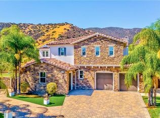 22338 Appleberry Ct, Corona, CA 92883
