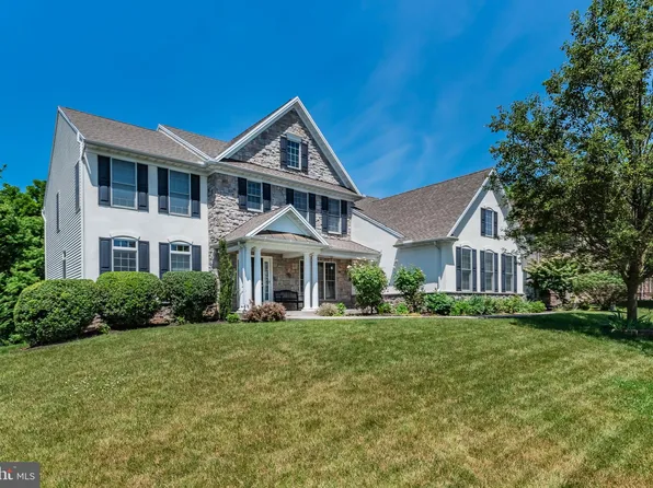 1330 Windsor Rd, Mechanicsburg, PA 17050