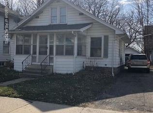 2102 Forest Ave, Lansing, MI 48910