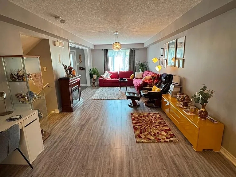 14 Amos Dr #29 — Photo 6
