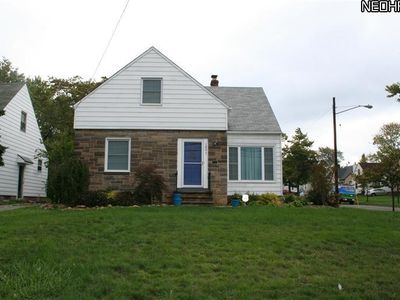 1891 Warrensville Center Rd, South Euclid, OH, 44121