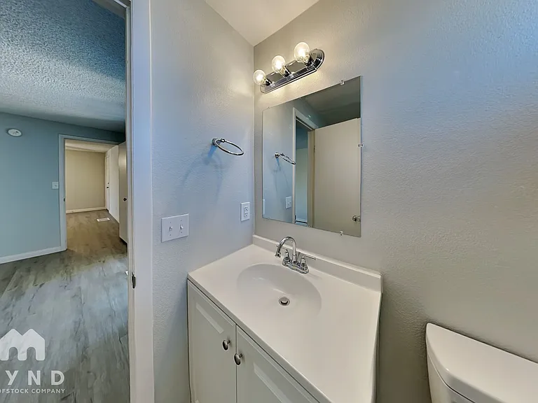 545 Truffles St — Photo 9