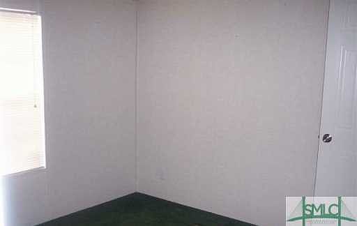 4th image of 22 Cheryl Court