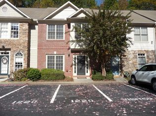 1220 Harris Commons Pl, Roswell, GA 30076