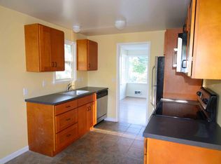 3841 NE 94th St, Seattle, WA 98115