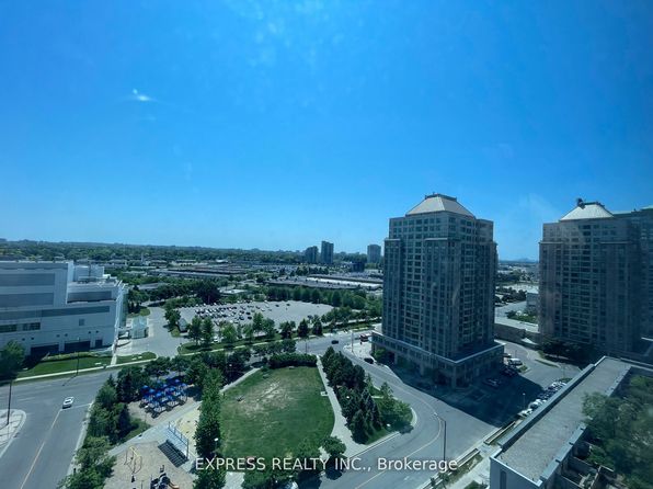 38 Lee Centre Dr, Toronto, ON