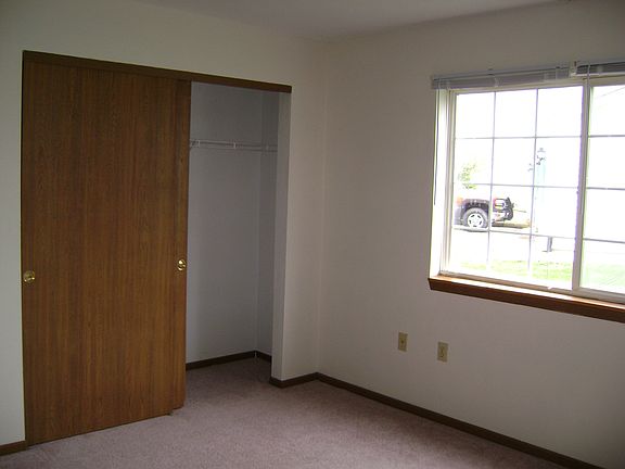 4th image of 2026 Cliff Alex Ct S #B