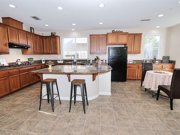 2nd image of 1723 Allenwood Cir