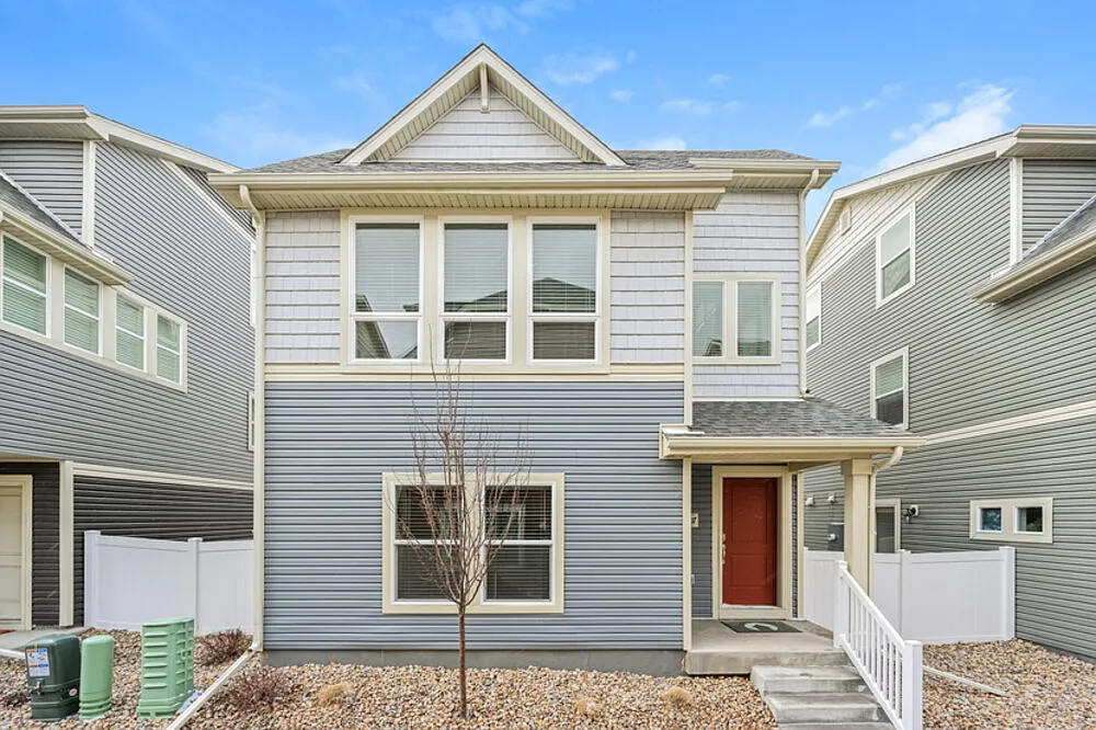 3 bed, 2.0 bath, 1510 sqft, $2,600 — Photo 1