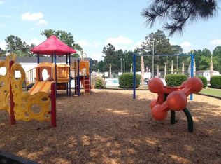 484 Birchwood Dr, Moncks Corner, SC 29461