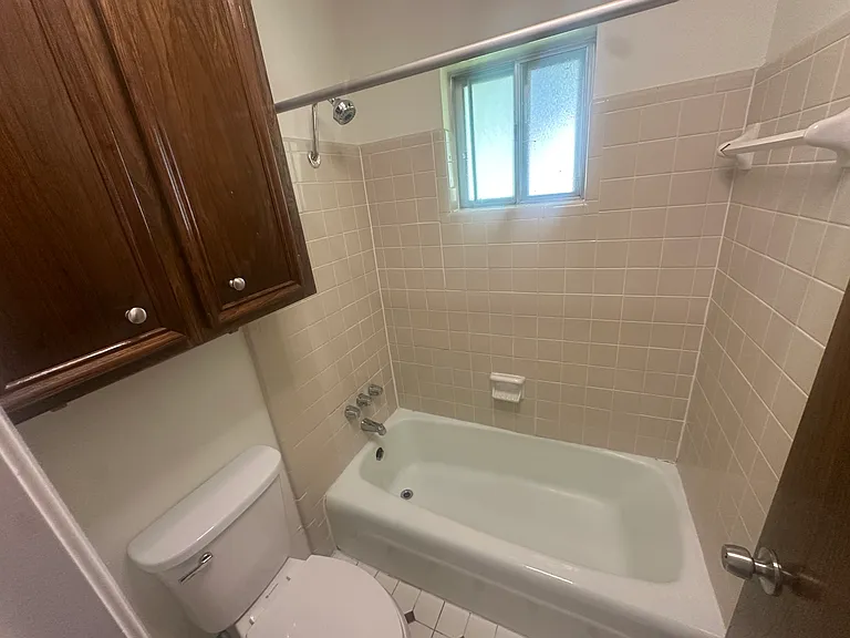 2502 La Rochelle Dr — Photo 8