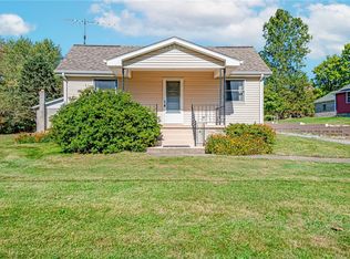 1598 Keystone Park Rd, New Alexandria, PA 15670