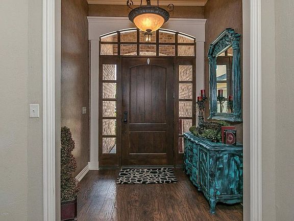 5th image of 3002 River Birch Pl