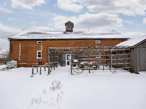 1603 4th Ave, South Amana, IA 52334