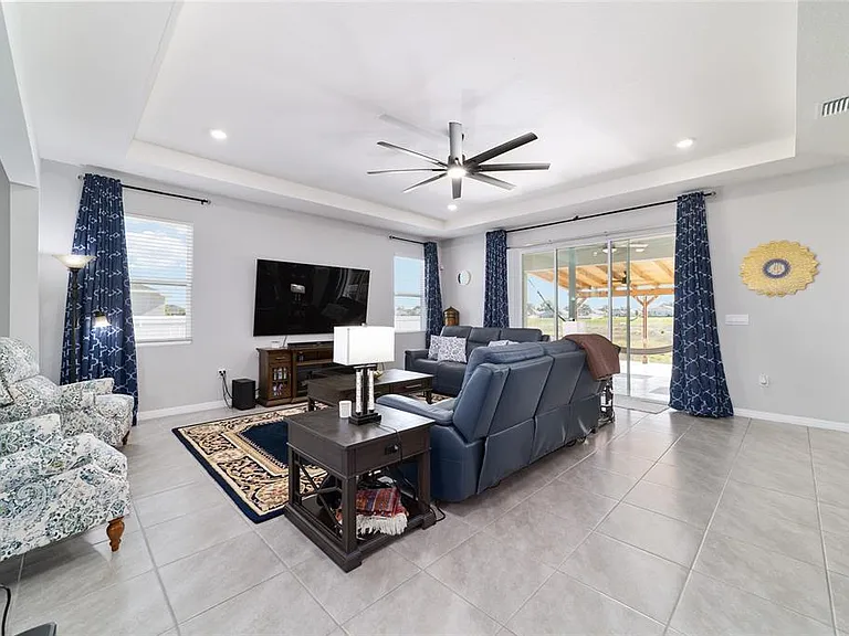 8521 SW 59th Ter — Photo 22