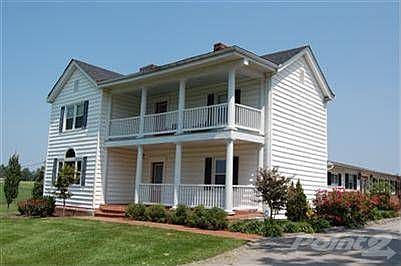 3rd image of 120 Parker Ln