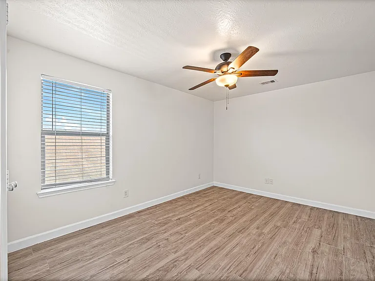 15623 Harris Canyon Ln — Photo 30