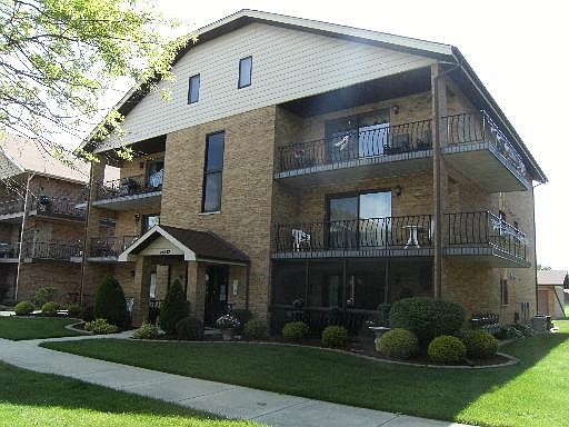 1st image of 16832 S 81st Ave #2N