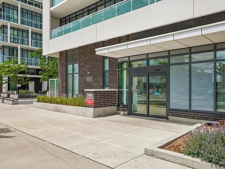 188 Fairview Mall Dr #707 — Photo 3