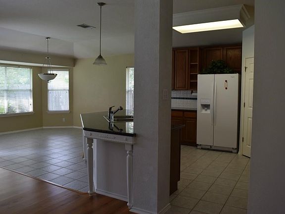4th image of 1505 Deer Ledge Trl