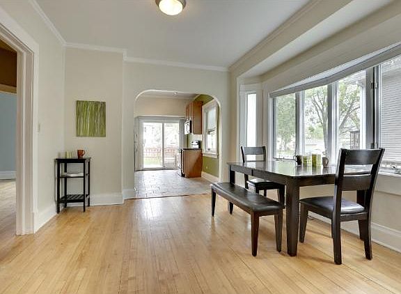 4th image of 710 Queen Ave N