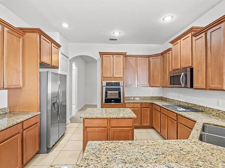 3877 Shoreview Dr — Photo 4
