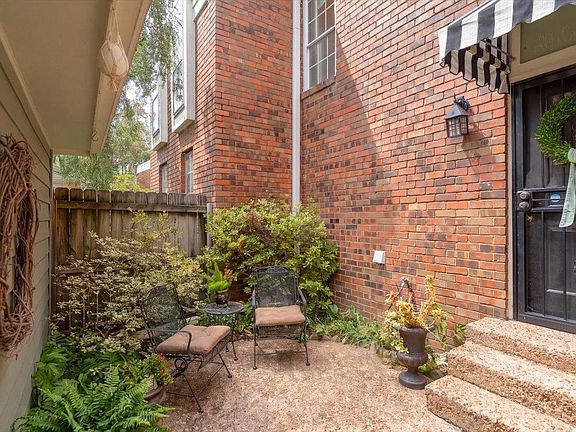 5th image of 6946 Amberly Rd Unit 6946