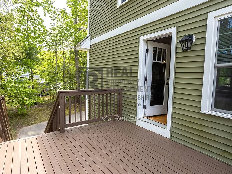 8 Winslow Dr — Photo 35